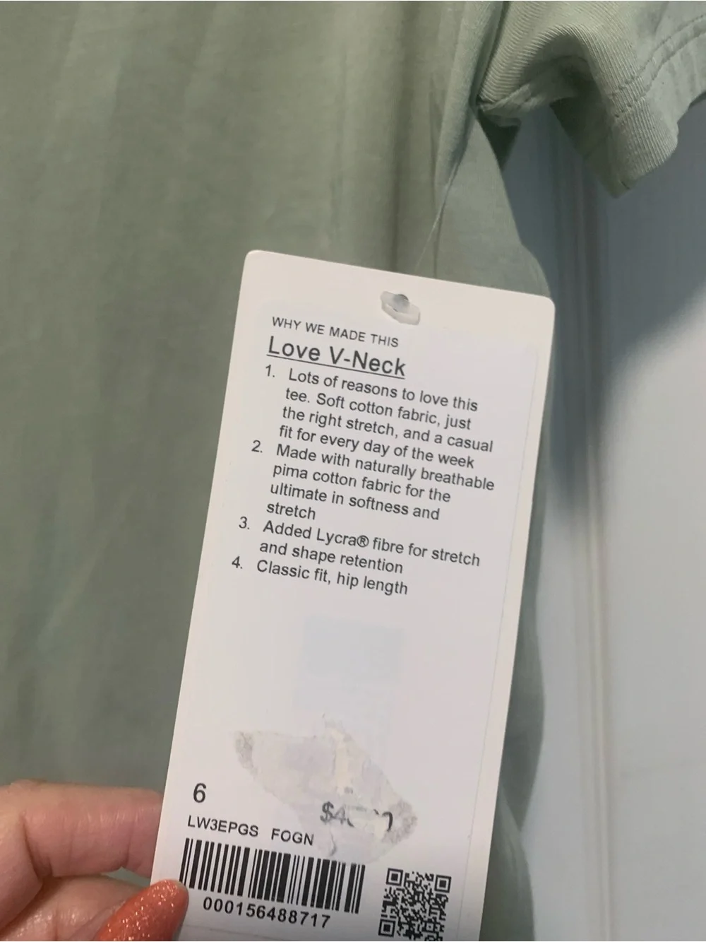 41. NWT Lululemon love v-neck short sleeve Size 6